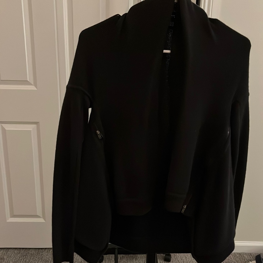 Lululemon cardigan sweater. Side zipper details.